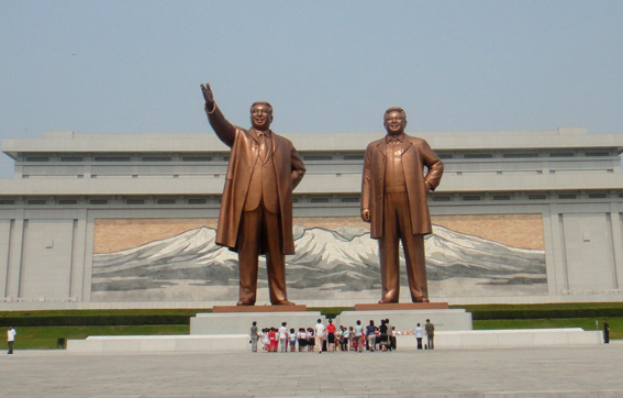 Вице-спикер вьетнамского парламента находится в КНДР с официальным визитом